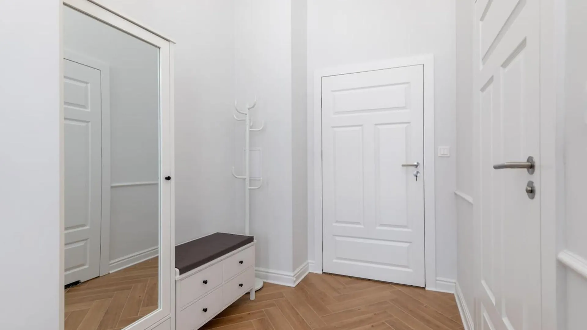 Lwowska 9 - Cozy & Comfortable Studio By Noclegi Renters Varsovia