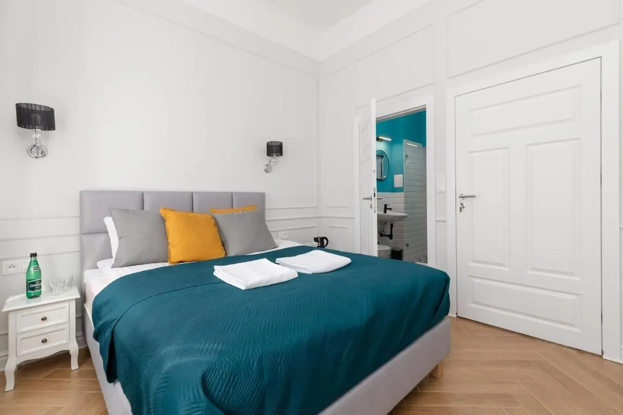 Lwowska 9 - Cozy & Comfortable Studio By Noclegi Renters Warschau Apartment
